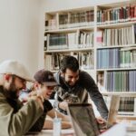 Customization themes for a personalised journaling experience
